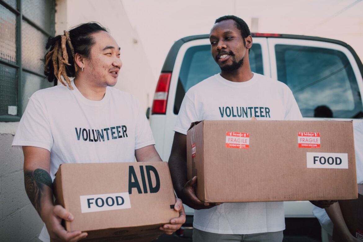 Community Interest Company vs Charity: Choosing the Right Structure for Your UK Community Project - ilustracja artykulu